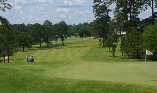 Pinecrest Country Club