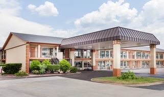 Super 8 Longview South