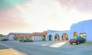 Motel 6 North Exterior 